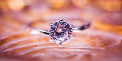 Nejkrásnější zásnubní prsteny – 10 tipů na nejhezčí prstýnek